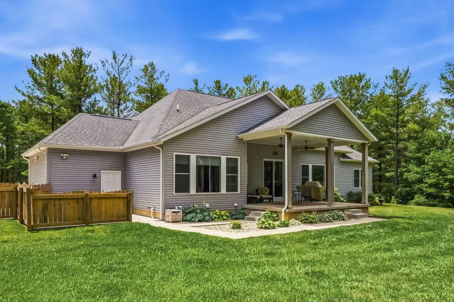 125 Pine Hills Road, Johnstown, OH 43031 - #2
