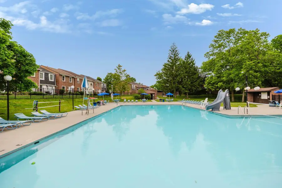 614 Dlyn Street, Columbus, OH 43228 - #2