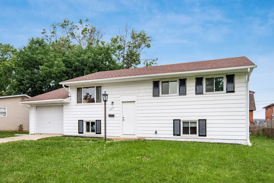 4634 Henley Avenue, Columbus, OH 43228 - #2