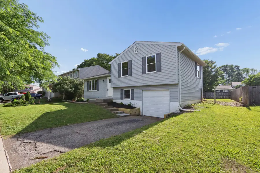 1300 Laurel Green Place, Galloway, OH 43119 - #2