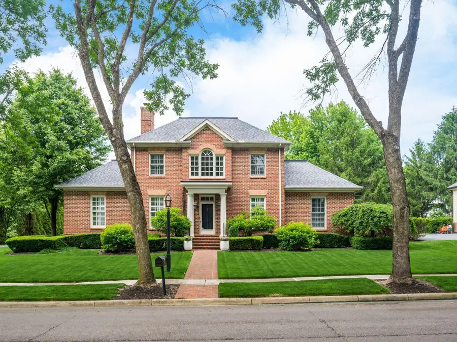 7334 Berkley Square S, New Albany, OH 43054 - #2