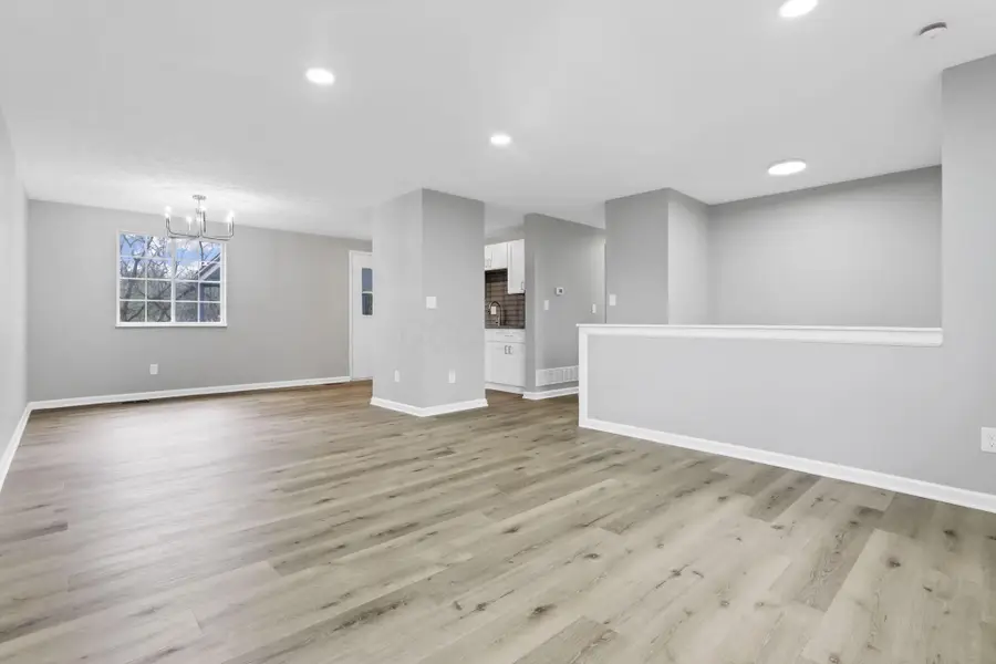 8906 Lakefield Court, Galloway, OH 43119 - #2