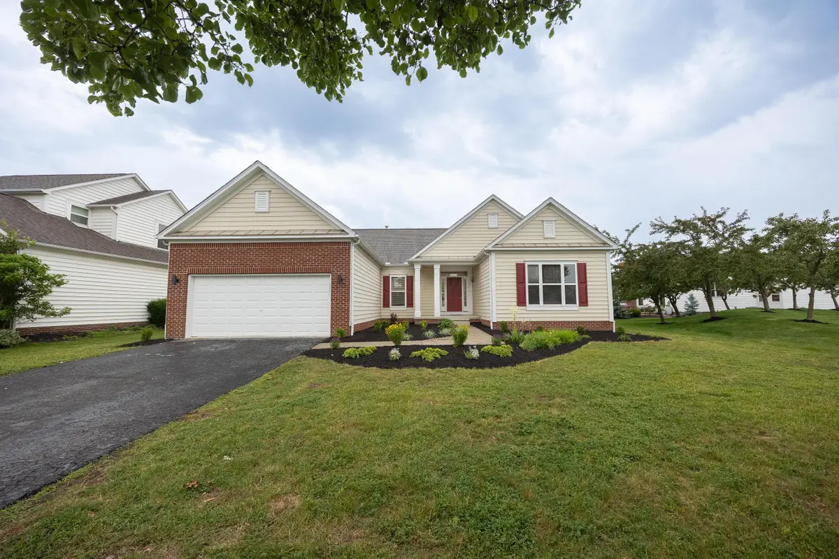 6177 Woodsview Way, Hilliard, OH 43026 - #1