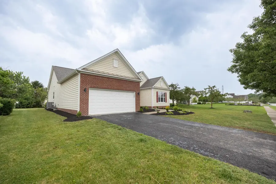 6177 Woodsview Way, Hilliard, OH 43026 - #2