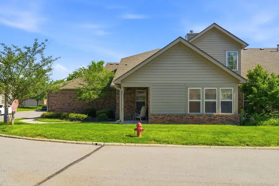 1360 Woodberry Place, Columbus, OH 43230 - #3