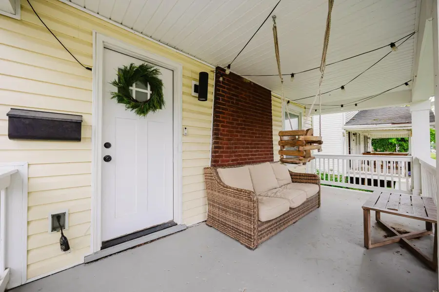 1132 S Champion Avenue, Columbus, OH 43206 - #3