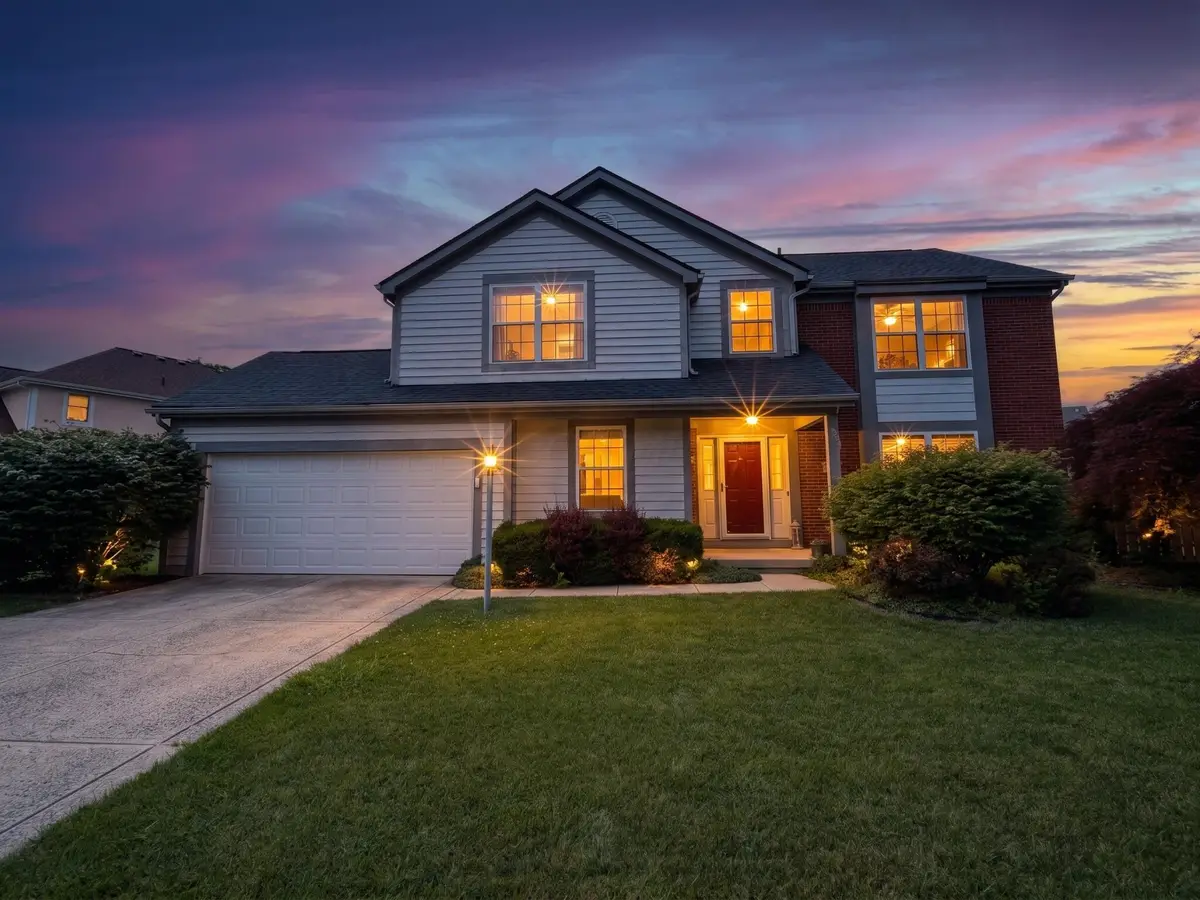 4440 Huntwicke Drive, Hilliard, OH 43026 - #1
