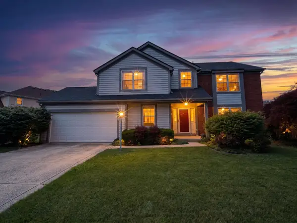 4440 Huntwicke Drive, Hilliard, OH 43026