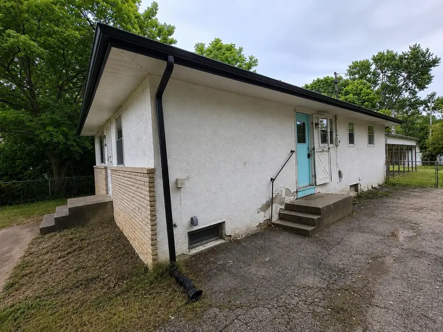 3501 E Deshler Avenue, Columbus, OH 43227 - #2