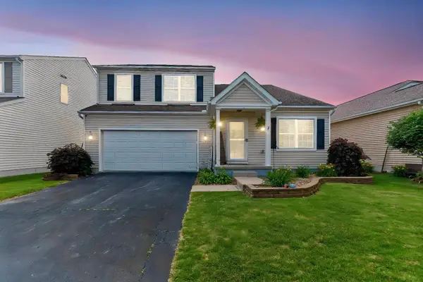 807 Holly Farms Drive, Blacklick, OH 43004