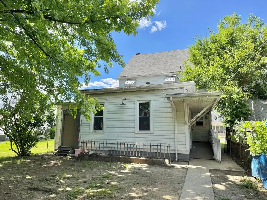 411 E Market Street, Washington Court House, OH 43160 - #3