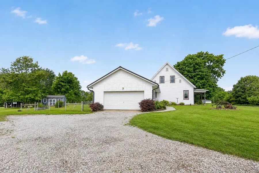 4622 Lock Road, Centerburg, OH 43011 - #3