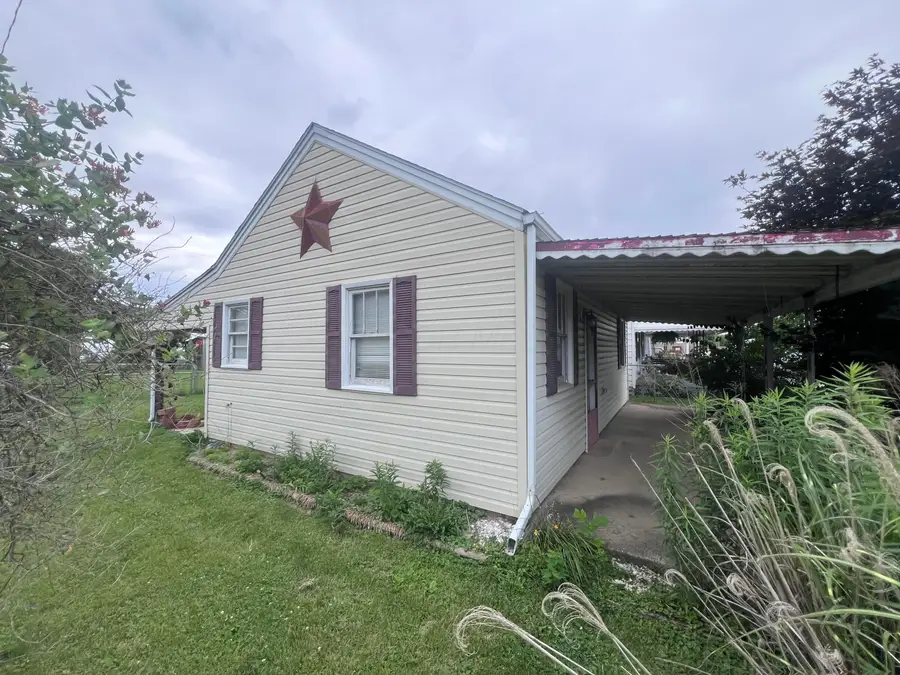 1041 1/2 Dayton, Chillicothe, OH 45601 - #2