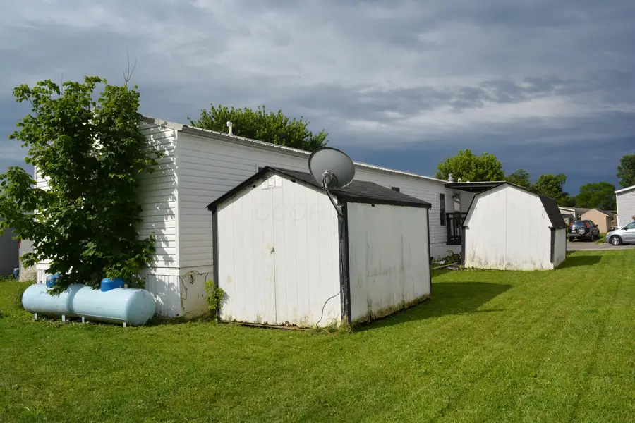 6106 London Groveport Road, Grove City, OH 43123 - #2