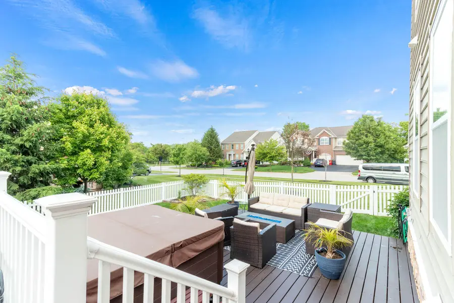 1356 Scotsman Drive, Grove City, OH 43123 - #3