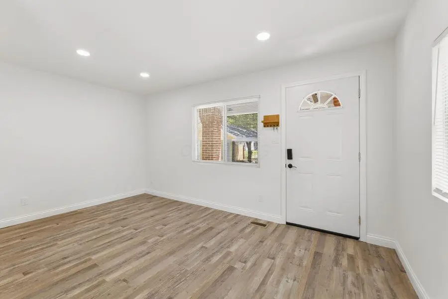1558 Forest Street, Columbus, OH 43206 - #3