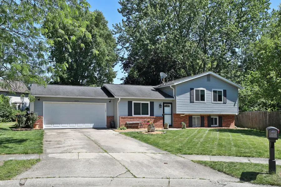 2055 Flanders Court, Columbus, OH 43235 - #2
