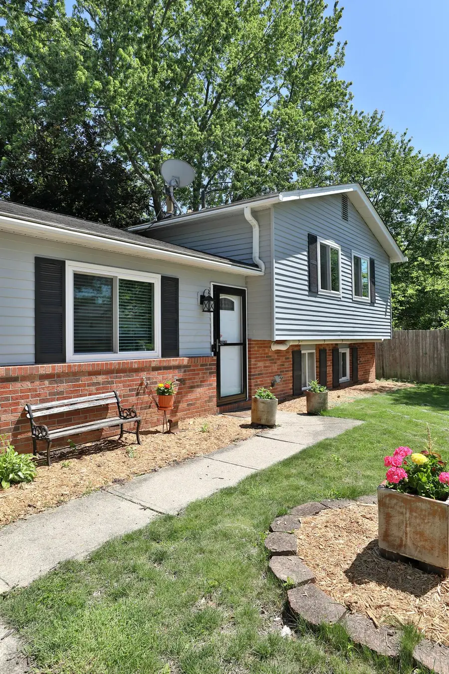 2055 Flanders Court, Columbus, OH 43235 - #3