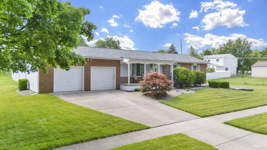 747 Hunt Valley Drive, Reynoldsburg, OH 43068 - #2