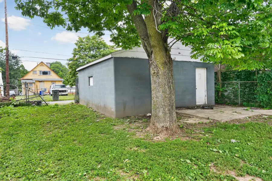 163 Nashoba Avenue, Columbus, OH 43223 - #2