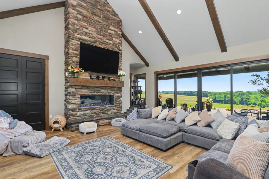 17100 N Liberty Road, Fredericktown, OH 43019 - #3