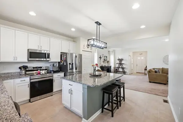 5224 Linton Street, Ashville, OH 43103