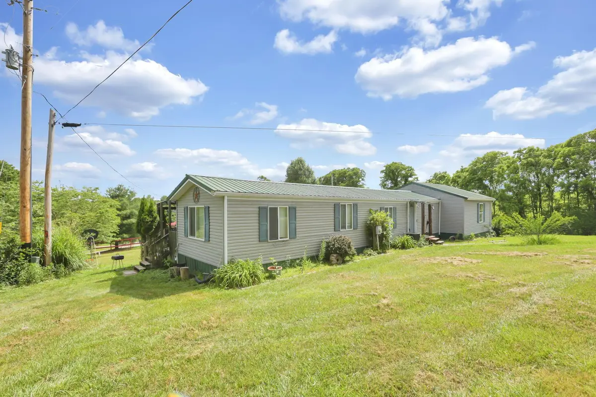24559 Huffines Road, Rockbridge, OH 43149 - #1