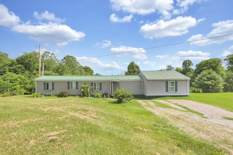 24559 Huffines Road, Rockbridge, OH 43149 - #2