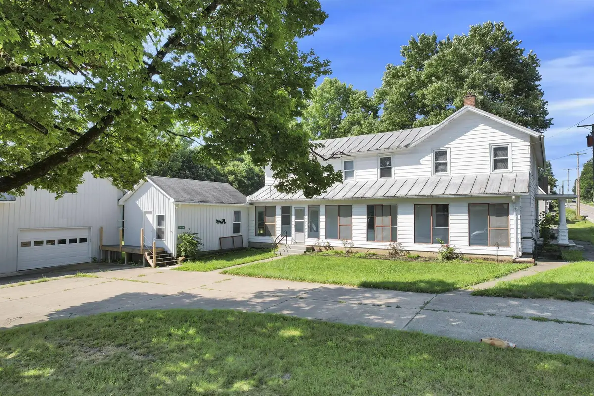 7106 Columbus Road, Mount Vernon, OH 43050 - #1