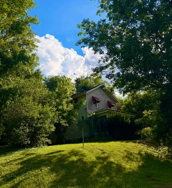 33309 Keller Road, Logan, OH 43138