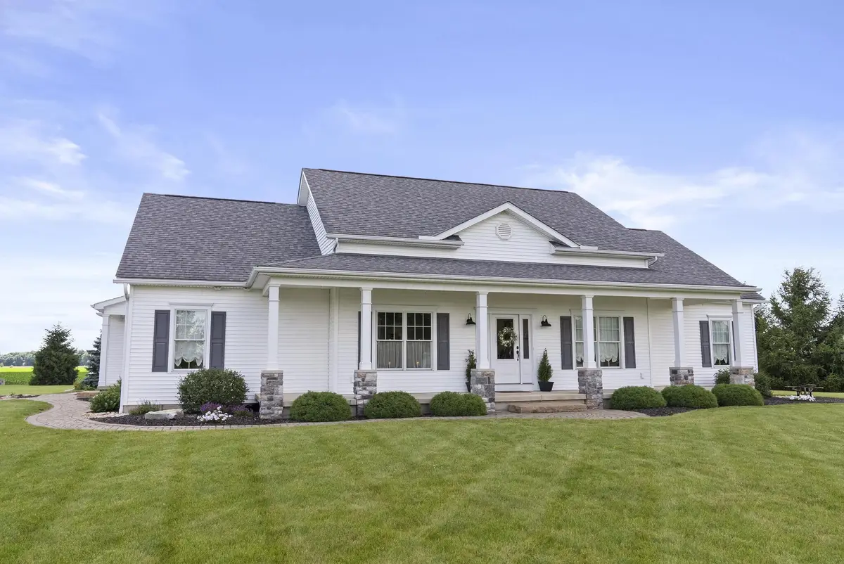 4615 N Section Line Road, Radnor, OH 43066 - #1