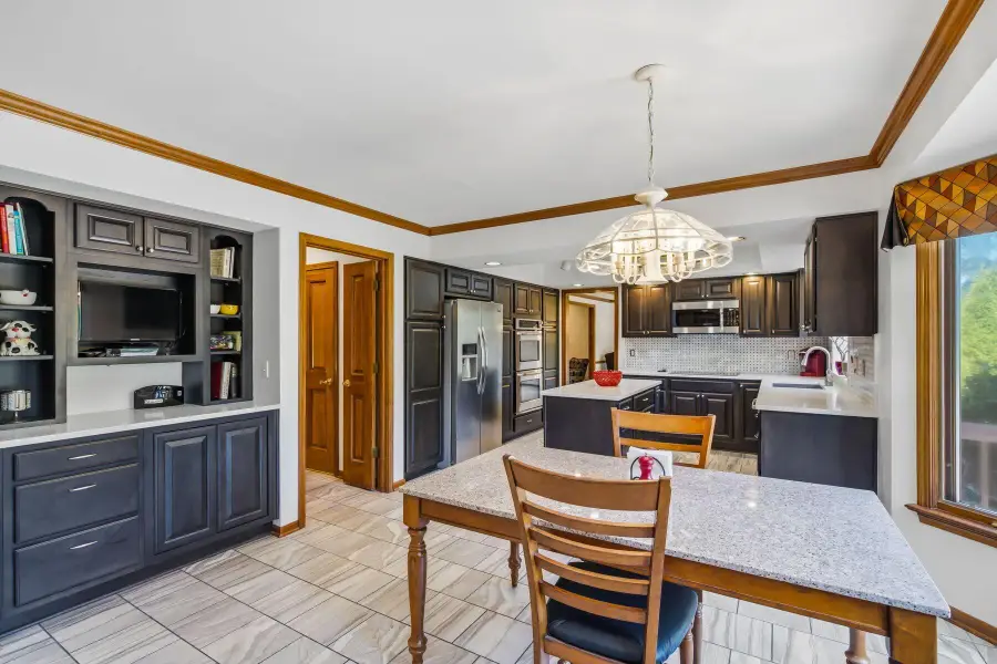 145 Valley Run Drive, Powell, OH 43065 - #2
