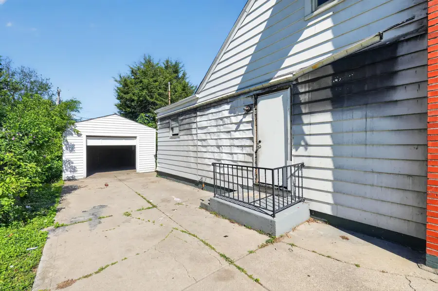 711 S Highland Avenue, Columbus, OH 43223 - #3