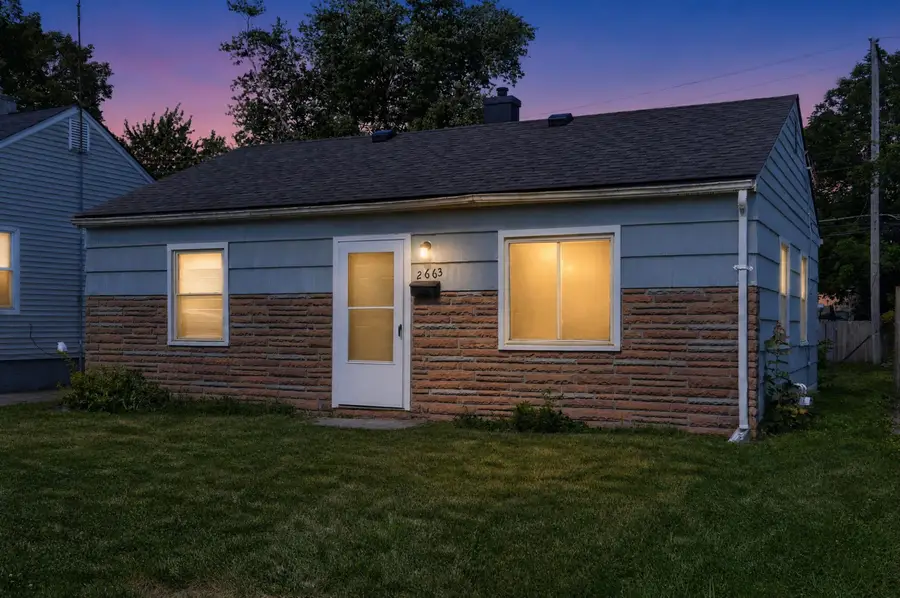 2663 Azelda Street, Columbus, OH 43211 - #3
