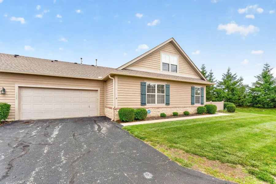 4227 Waterside Place, Grove City, OH 43123 - #3