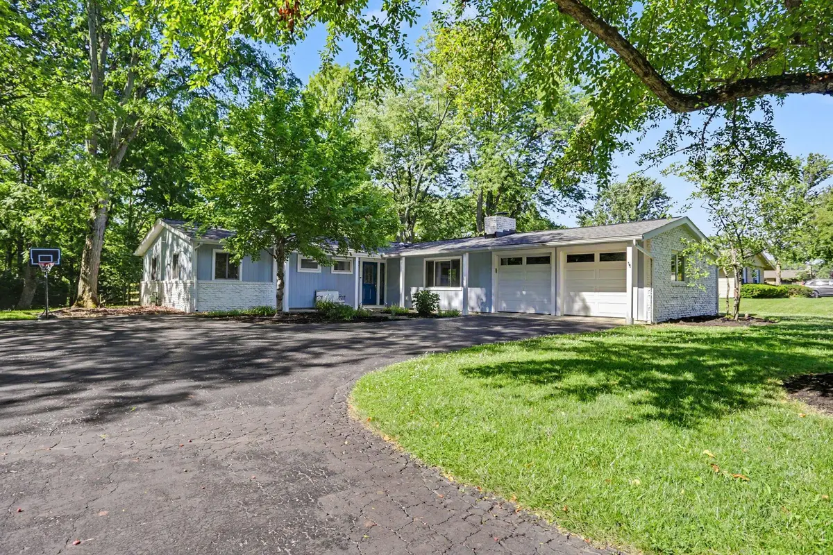 3335 Darbyshire Drive, Hilliard, OH 43026 - #1
