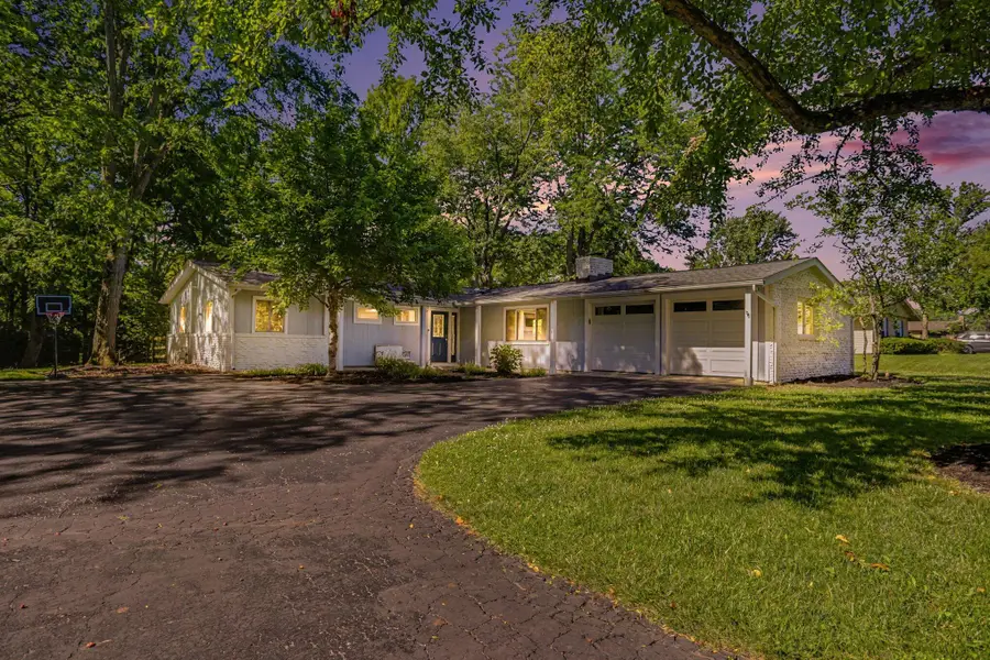 3335 Darbyshire Drive, Hilliard, OH 43026 - #2