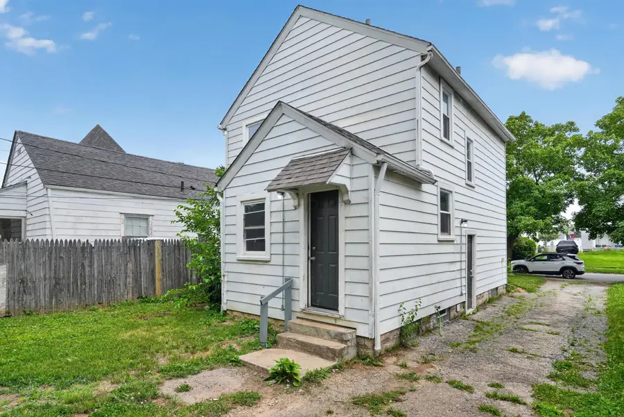 591 Clark Avenue, Columbus, OH 43223 - #3