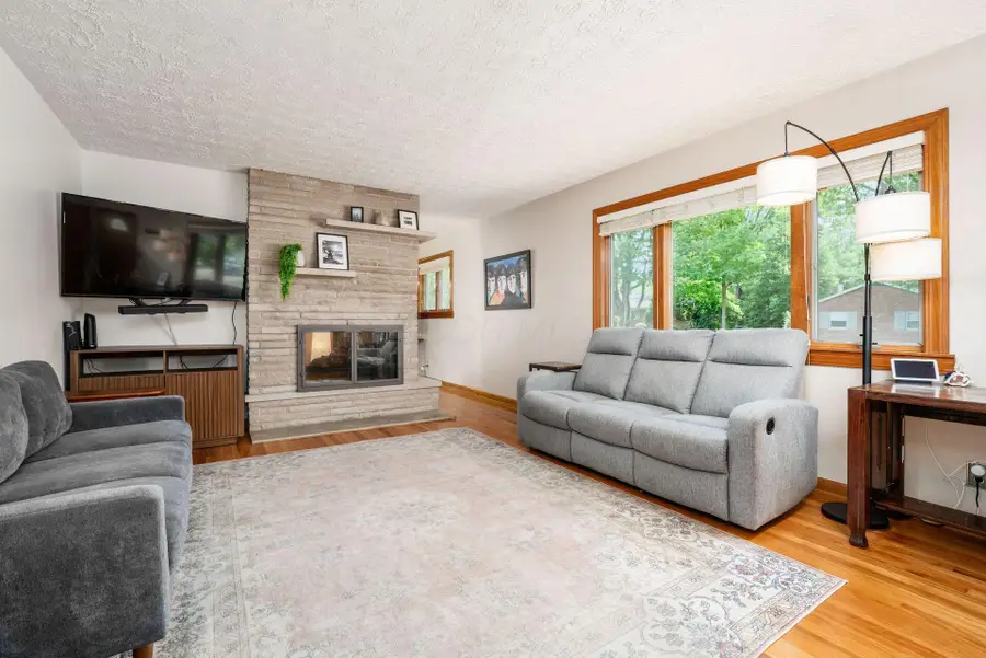 258 Sinsbury Drive N, Worthington, OH 43085 - #3