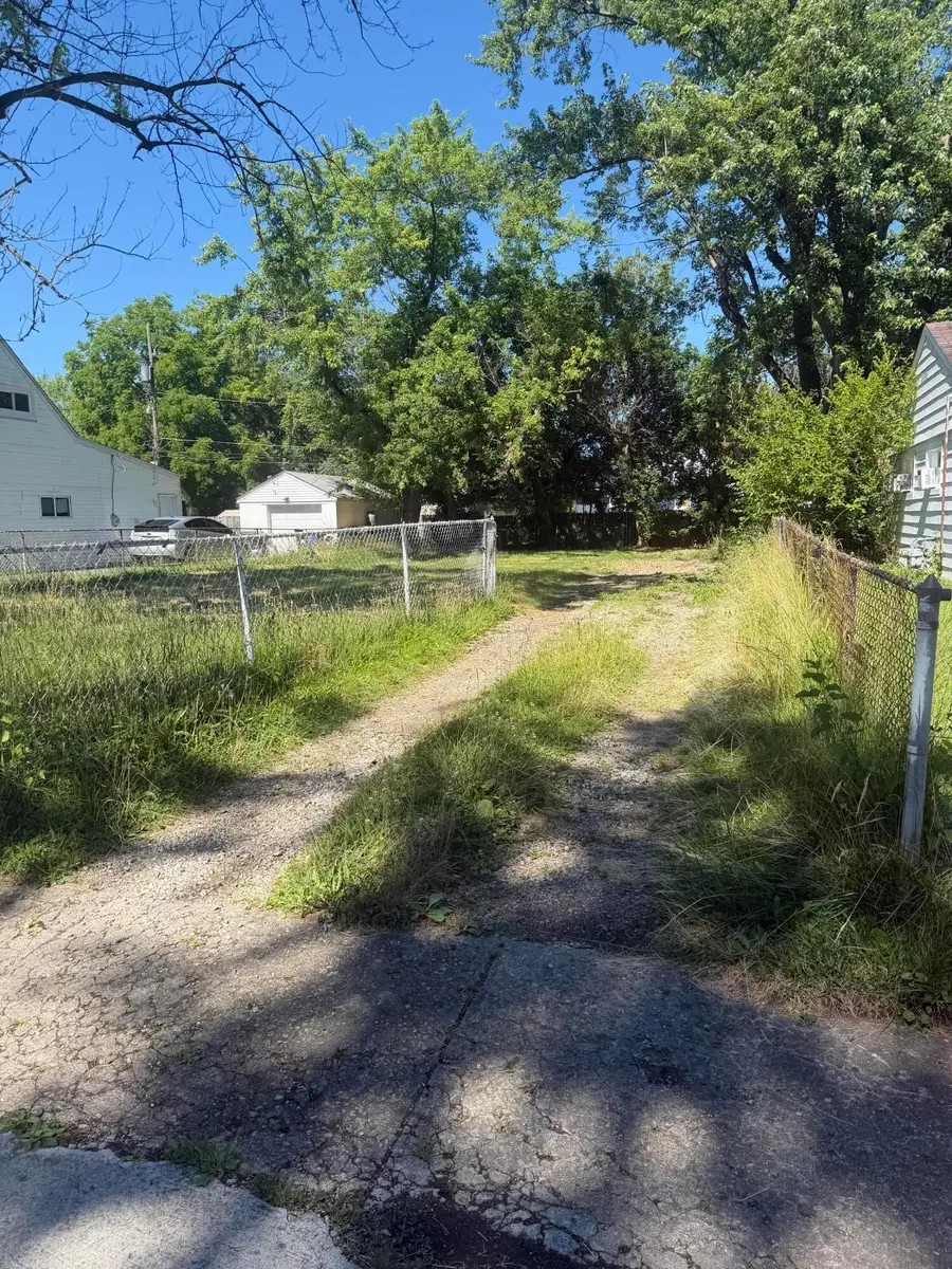 2035 Jermain Drive, Columbus, OH 43219 - #3