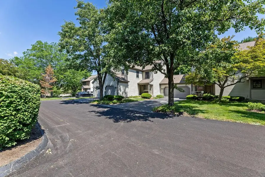 1068 Cypress Lane, Columbus, OH 43230 - #2