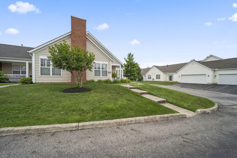 5939 Naughten Pond Drive, Columbus, OH 43213 - #3