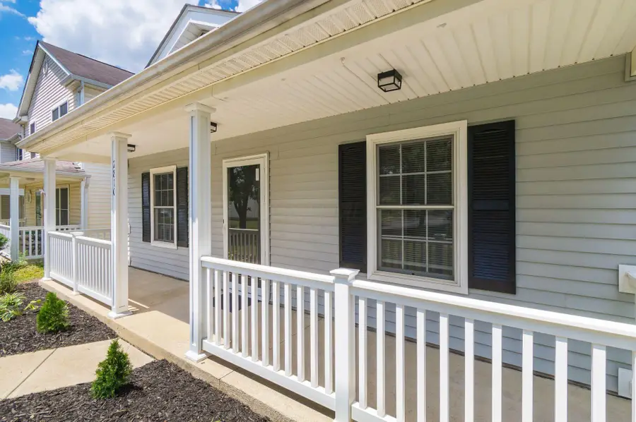 2810 Patrick Henry Avenue, Columbus, OH 43207 - #3