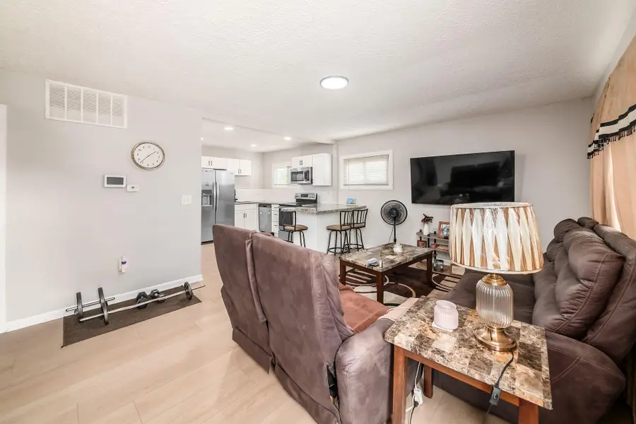 2153 Dawnlight Avenue, Columbus, OH 43211 - #3