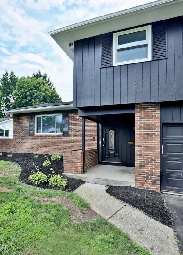 6909 Starfire Drive, Reynoldsburg, OH 43068