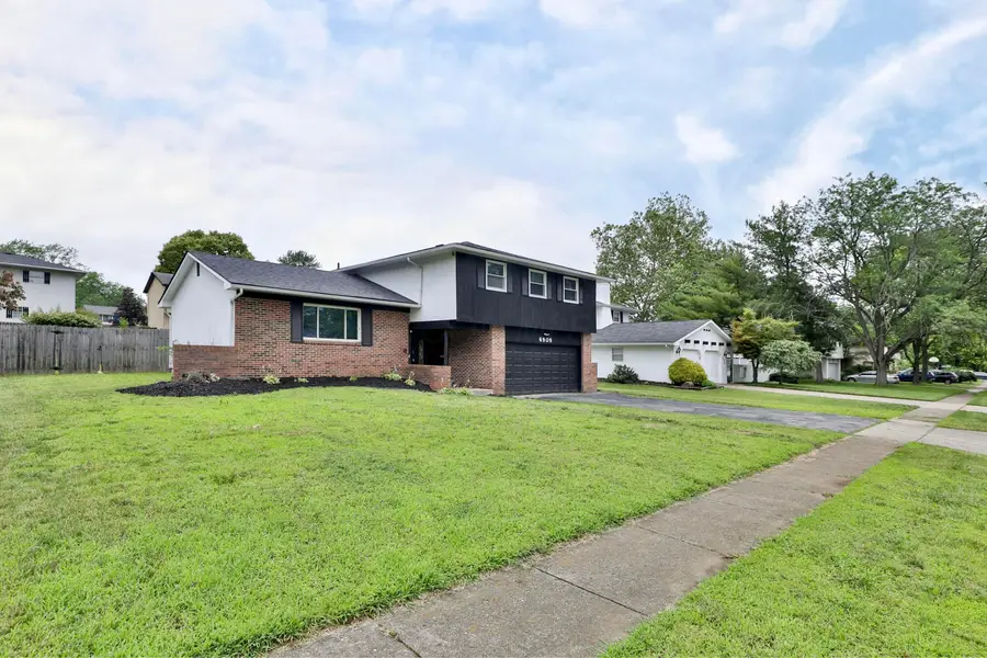 6909 Starfire Drive, Reynoldsburg, OH 43068 - #3