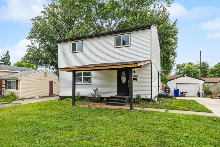 5044 Albany Drive, Columbus, OH 43232 - #3