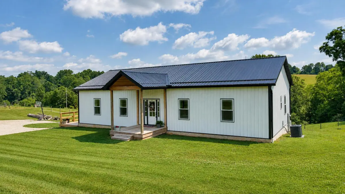 2244 N Parmiter Road Ne, McConnelsville, OH 43756 - #1