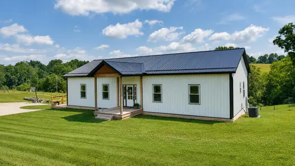 2244 N Parmiter Road Ne, Mcconnelsville, OH 43756