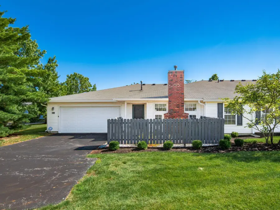 8371 Greyhawk Circle, Columbus, OH 43240 - #2
